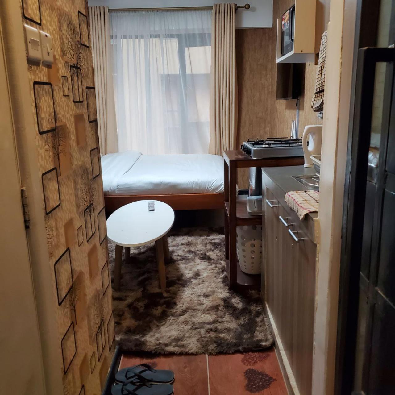 Lovely & Cozy Compact Studio Near Airport With Rooftop View Apartment Nairobi Luaran gambar